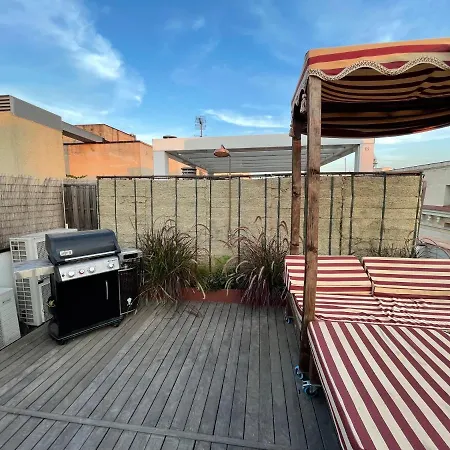 Апартаменты Super Cozy And Duplex With Rooftop Барселона