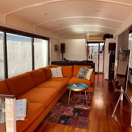 Super Cozy And Duplex With Rooftop *